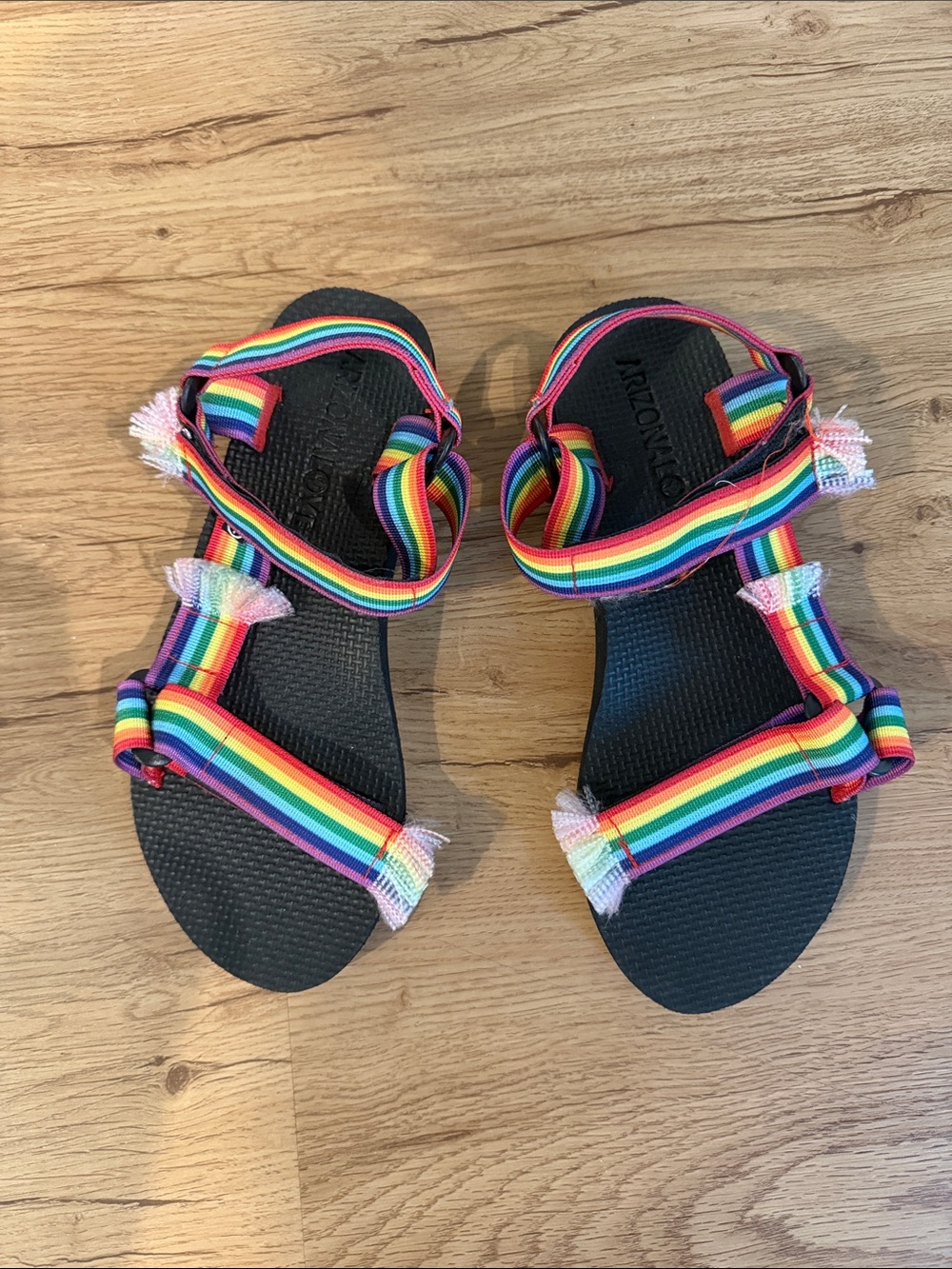 Arizona Love Rainbow Strap Sandals - Black Footbed